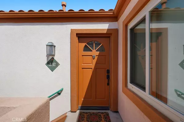 Newport Beach, CA 92660,232 Villa Point DR