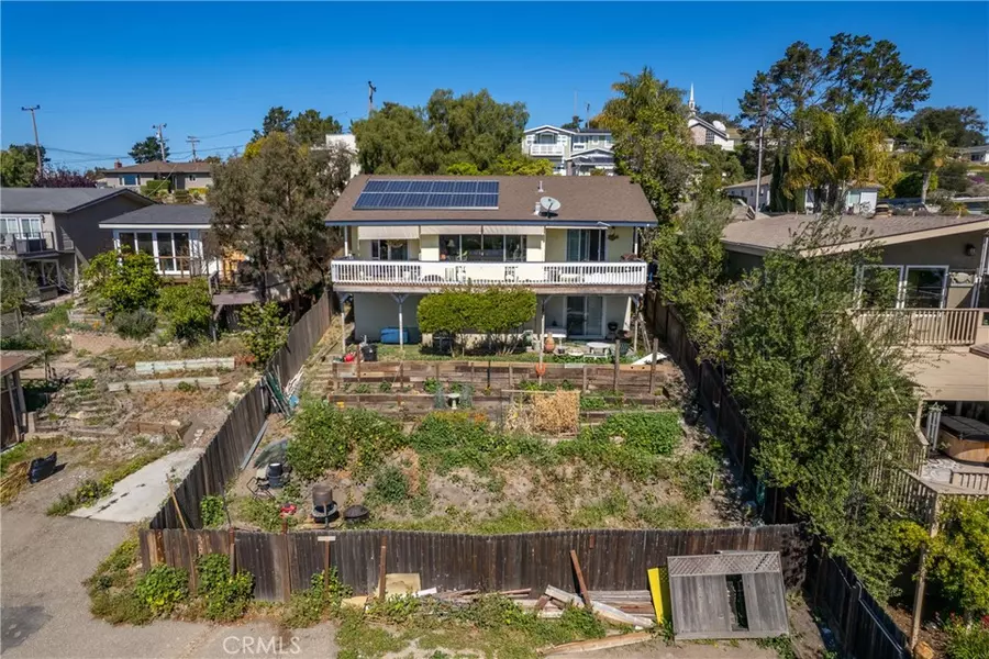 247 Larchmont DR, Arroyo Grande, CA 93420