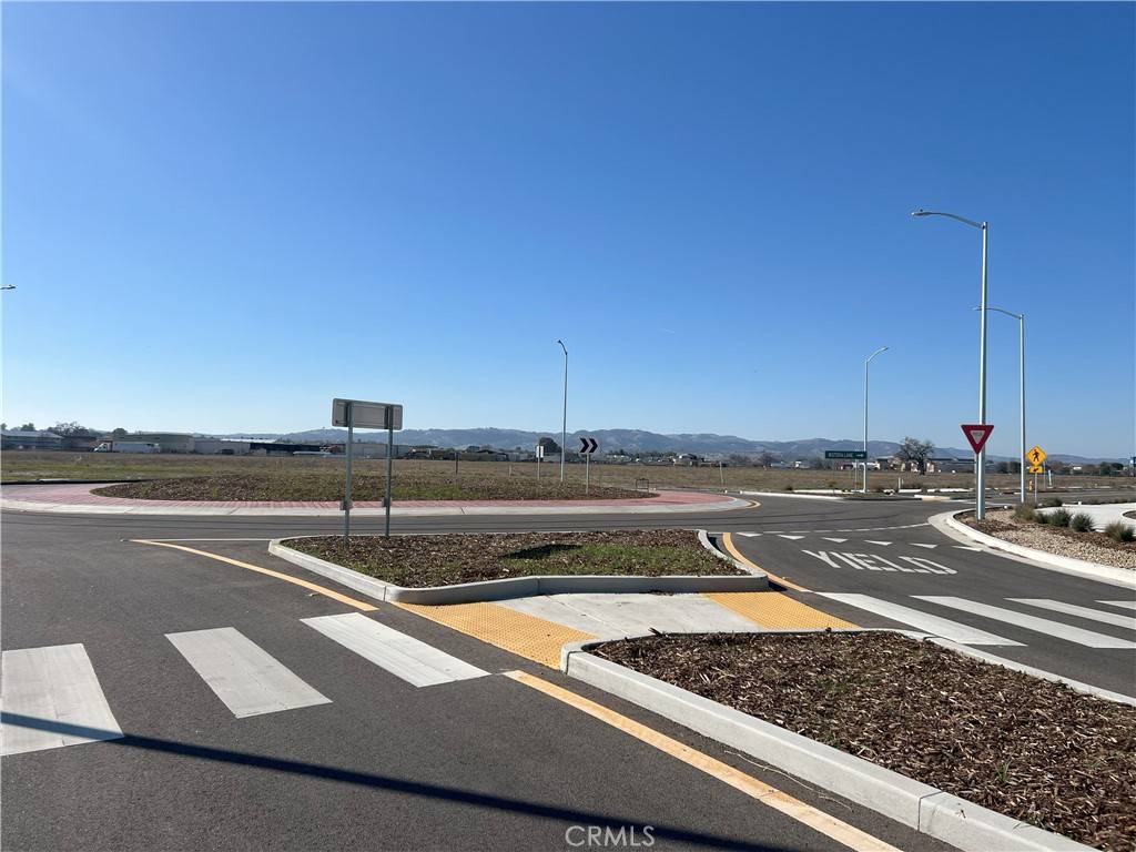 Paso Robles, CA 93446,0 Wisteria LN