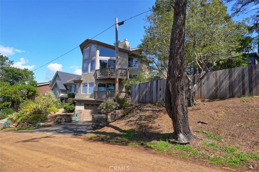 Cambria, CA 93428,1350 Richard AVE
