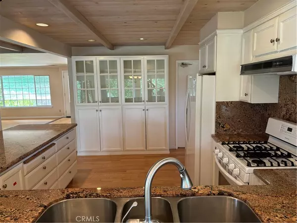 Atascadero, CA 93422,4050 Del Rio RD