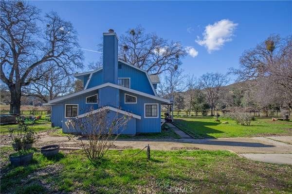 4555 Las Pilitas RD, Santa Margarita, CA 93453