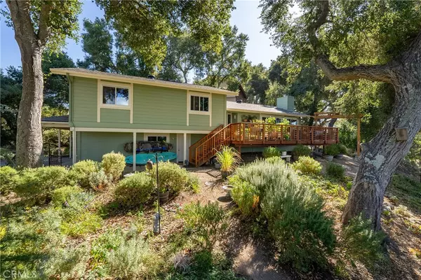 8625 San Gregorio RD, Atascadero, CA 93422