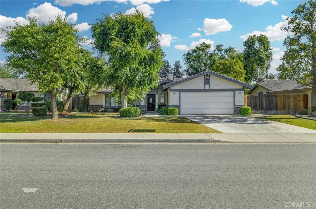 7205 Bandolero WAY, Bakersfield, CA 93308