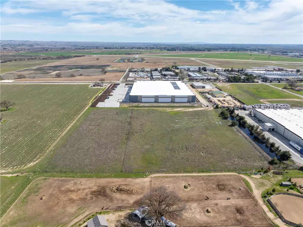 Paso Robles, CA 93446,5185 Airport RD