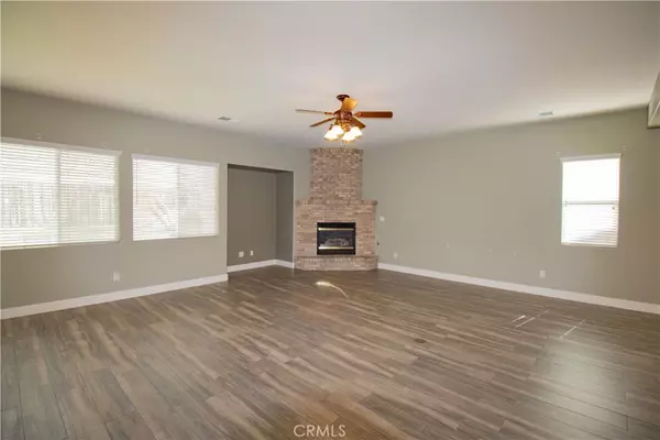 Bakersfield, CA 93312,6904 Savannah Falls DR