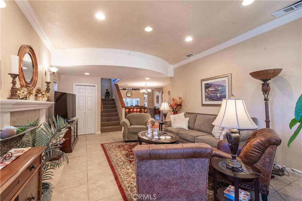 Paso Robles, CA 93446,611 Larkfield PL