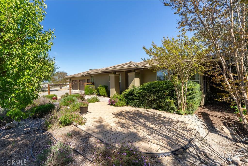 Paso Robles, CA 93446,9885 Bluegill DR