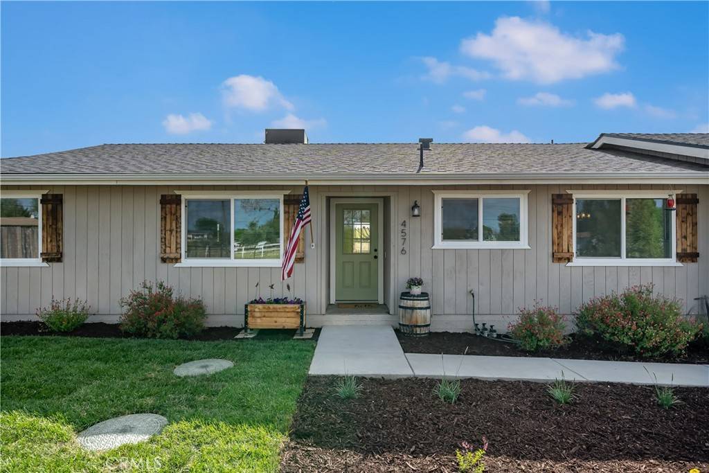Paso Robles, CA 93446,4576 Farousse WAY