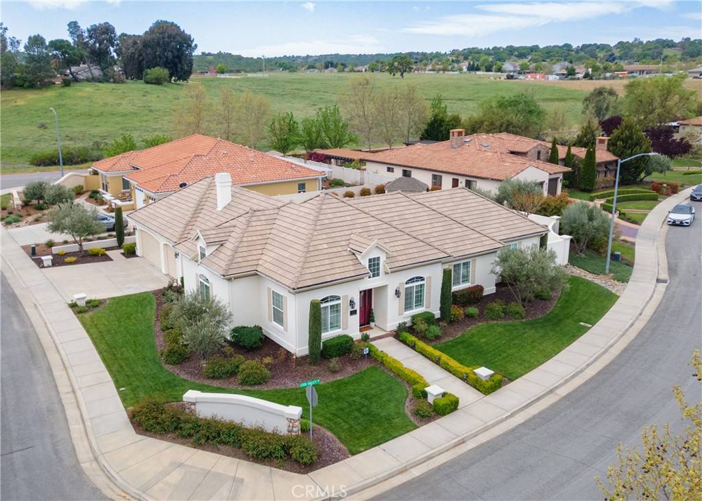 Paso Robles, CA 93446,414 Cool Valley DR