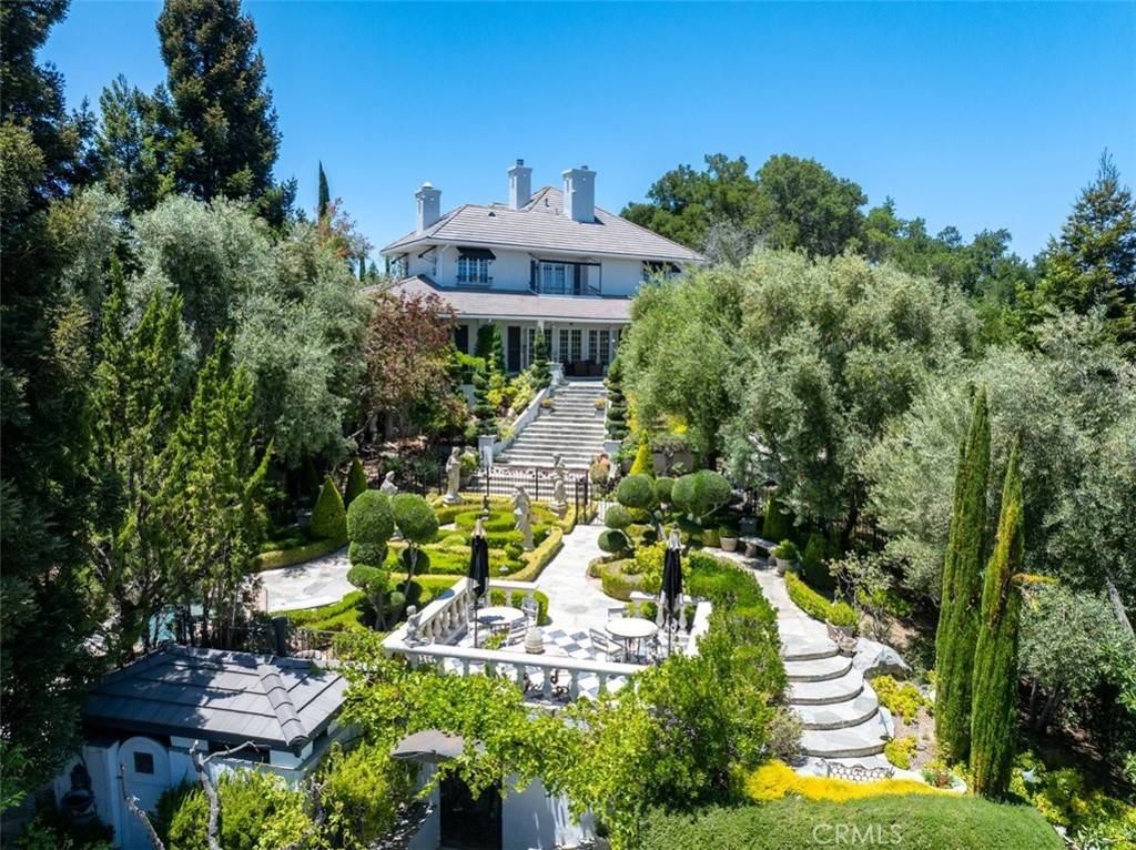 Paso Robles, CA 93446,5405 Vineyard DR