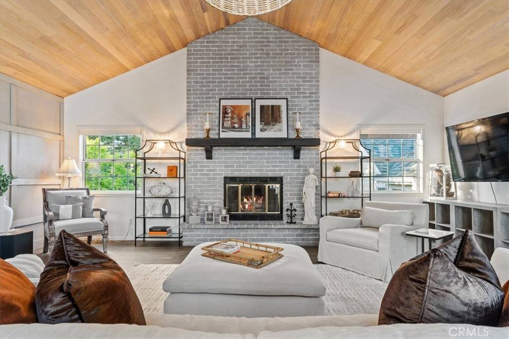 Cambria, CA 93428,3061 Wood DR