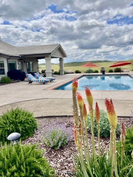 San Miguel, CA 93451,77011 Douglas RD
