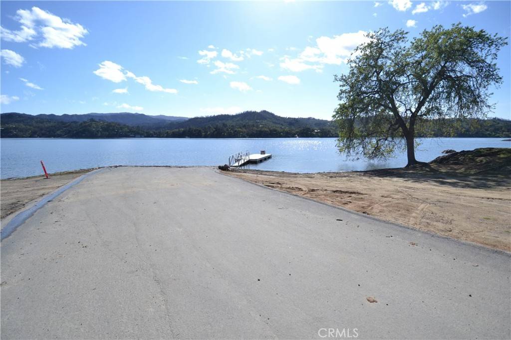 Bradley, CA 93426,2751 Lookout LOOP