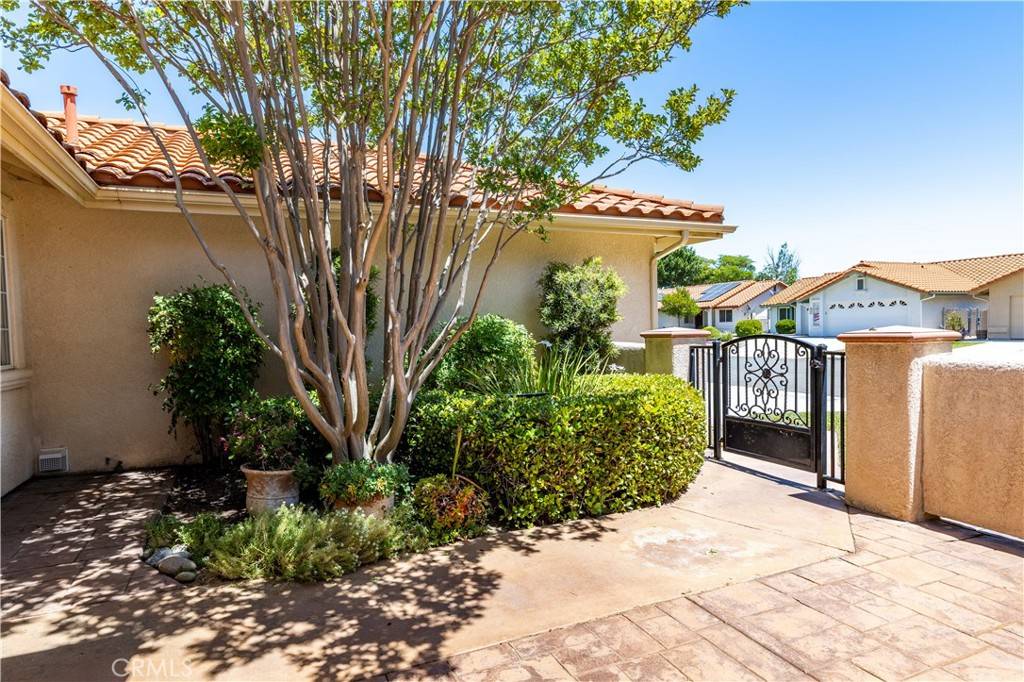 Paso Robles, CA 93446,917 Saint Ann