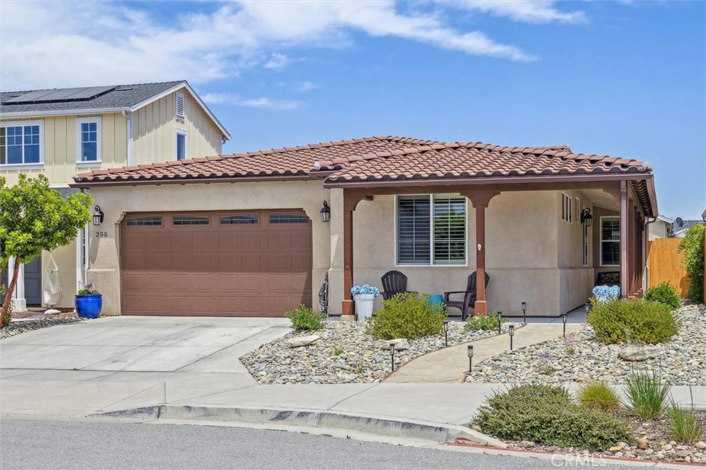 Templeton, CA 93465,255 Waterfall RD