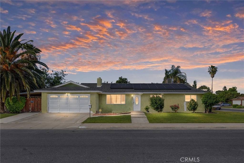 2716 Bladen ST, Bakersfield, CA 93309