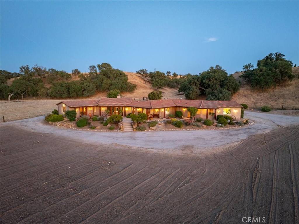5085 Martingale CIR, San Miguel, CA 93451