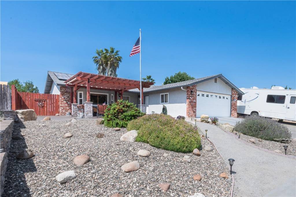 Paso Robles, CA 93446,805 Hogan PL