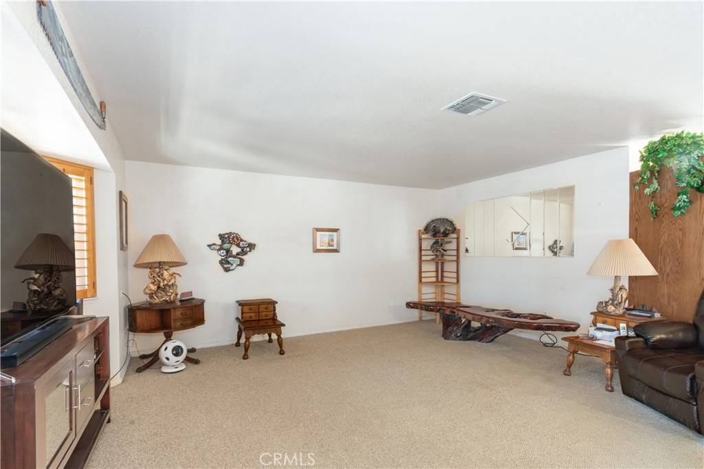 Paso Robles, CA 93446,805 Hogan PL