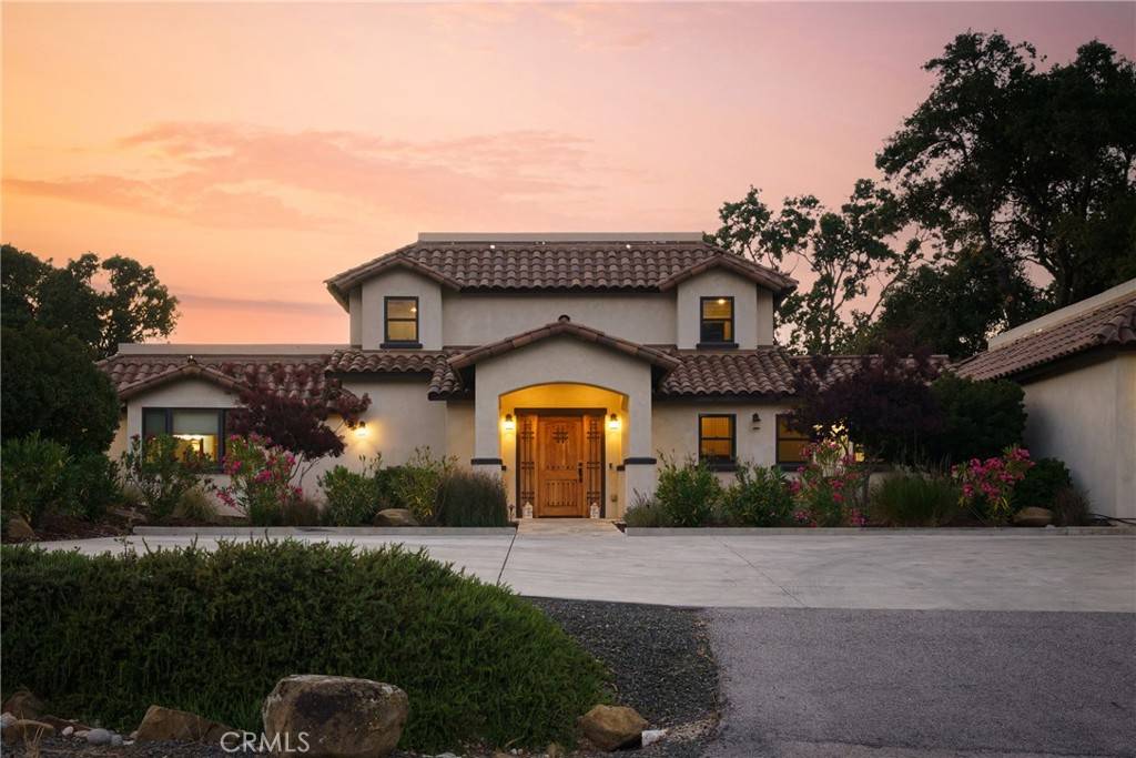10270 Santa Ana RD, Atascadero, CA 93422