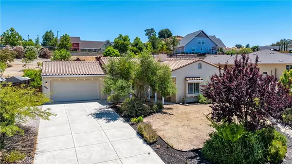 Paso Robles, CA 93446,2245 Holly DR