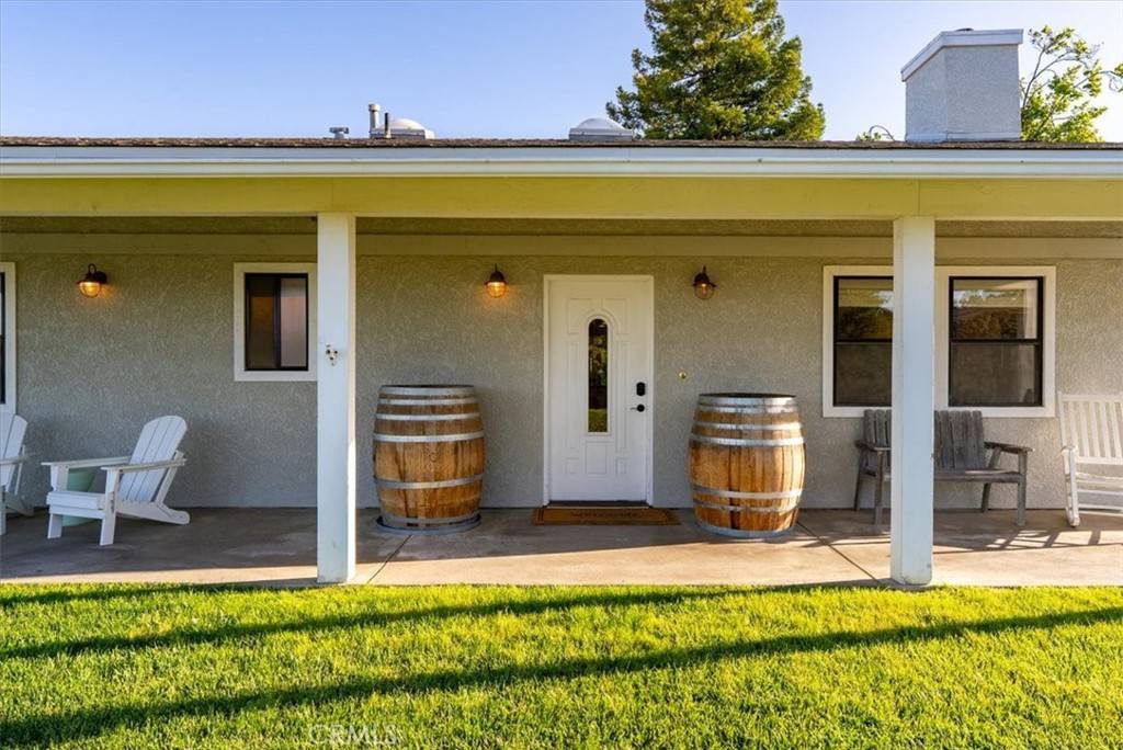 Paso Robles, CA 93446,885 W 4th