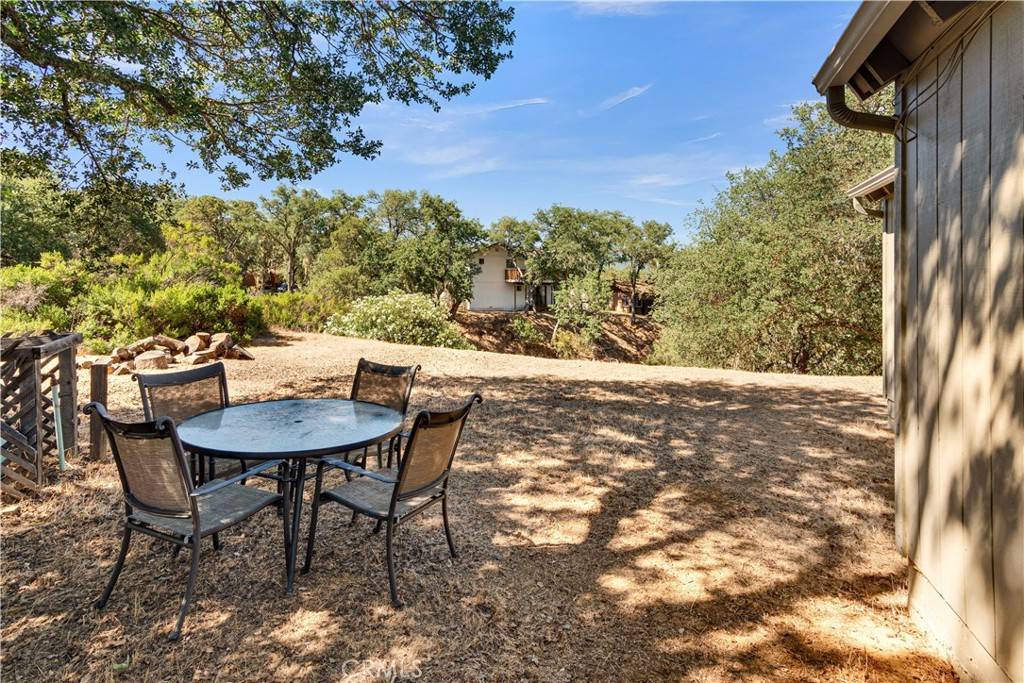 Bradley, CA 93426,8040 Ready RD