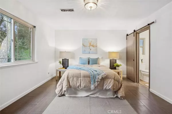Atascadero, CA 93422,5500 Valentina