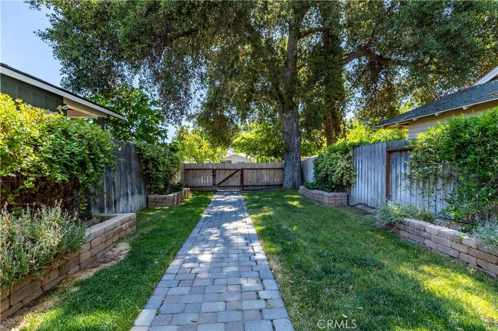 Paso Robles, CA 93446,1929 Oak ST