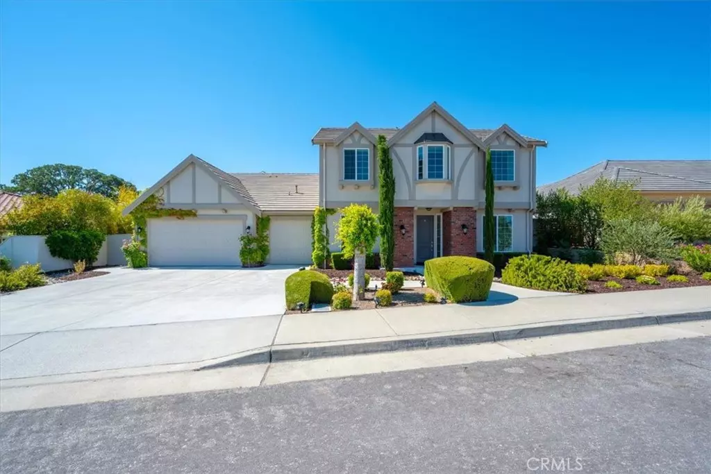 Paso Robles, CA 93446,324 Cool Valley DR