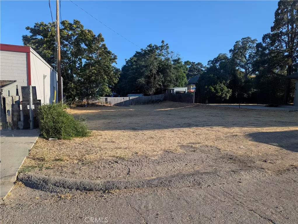 Paso Robles, CA 93446,624 8th ST