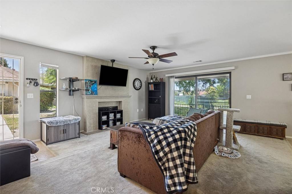 Paso Robles, CA 93446,128 Flag WAY #A