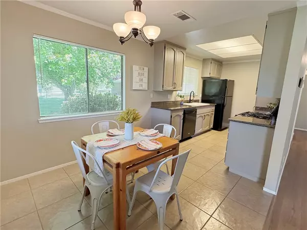 Paso Robles, CA 93446,128 Flag WAY #A