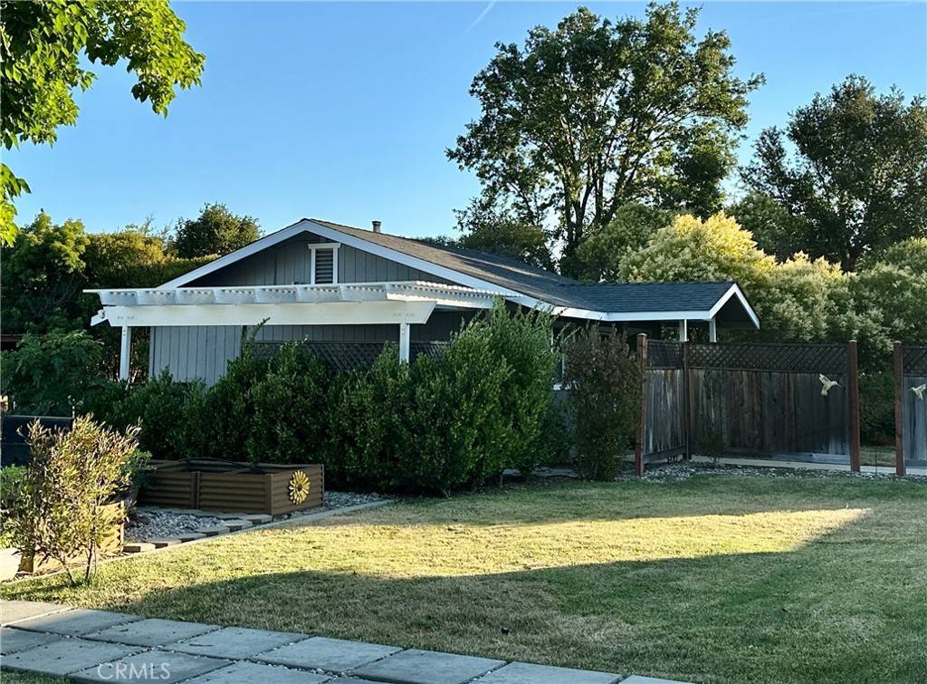 Atascadero, CA 93422,8445 Los Osos RD