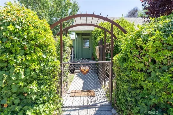 647 Vine ST, Paso Robles, CA 93446