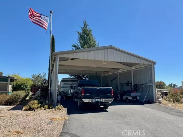 Paso Robles, CA 93446,6895 Chardonnay Lane