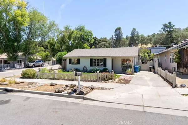 Paso Robles, CA 93446,144 12th ST