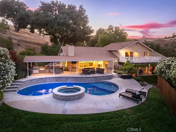 889 W 4th ST, Paso Robles, CA 93446