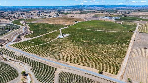 San Miguel, CA 93451,4617 Hog Canyon RD