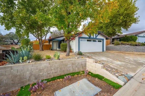 Paso Robles, CA 93446,315 Oak Meadow