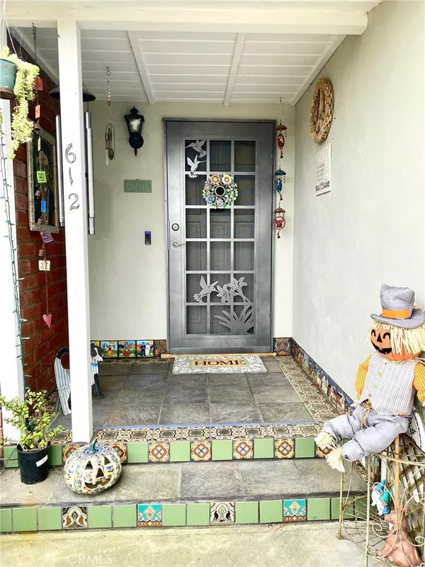 Lompoc, CA 93436,612 University