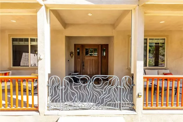 Paso Robles, CA 93446,9938 Flyrod