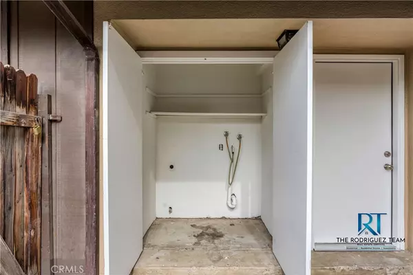 Bakersfield, CA 93309,5301 Demaret