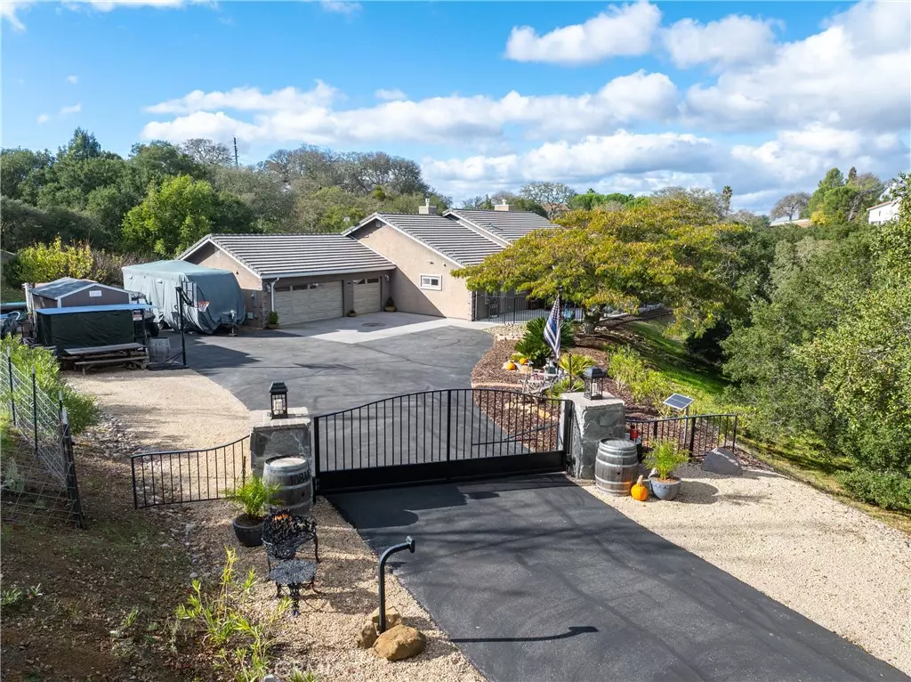 Atascadero, CA 93422,10844 Vista