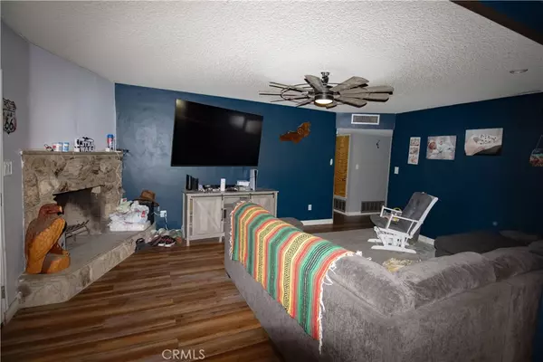 Bakersfield, CA 93308,3504 Timberline