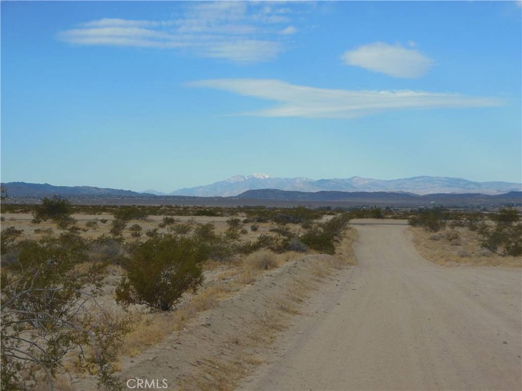 29 Palms, CA 92277,104 Diamond Bar DR