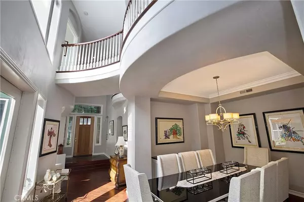 Irvine, CA 92620,27 Clear Creek