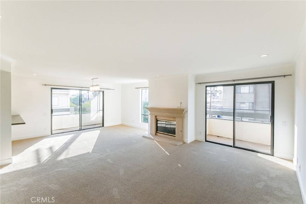 1250 Amherst AVE #206, Los Angeles, CA 90025