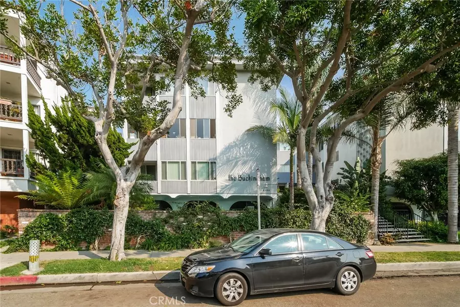 6150 Buckingham #306, Culver City, CA 90230